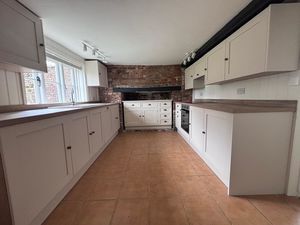 Photo 17- click for photo gallery